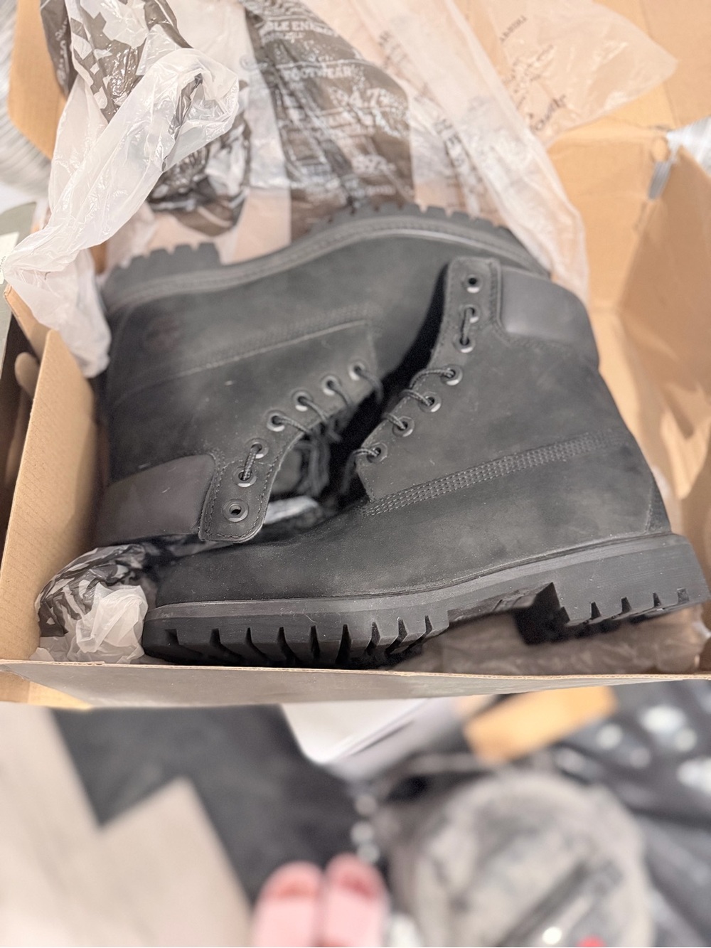 Men's Black Rugged Lace-Up Boots